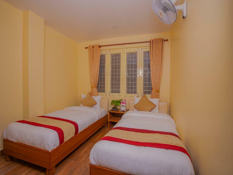 פוקהרה Oyo 253 Hotel Pinnacle מראה חיצוני תמונה