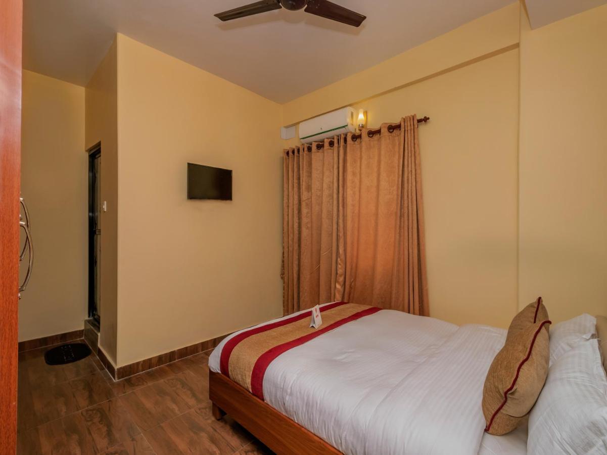 פוקהרה Oyo 253 Hotel Pinnacle מראה חיצוני תמונה