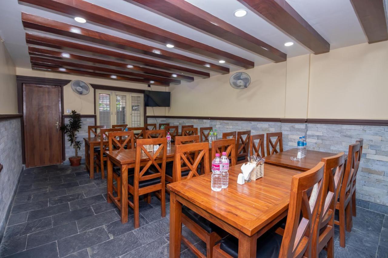 פוקהרה Oyo 253 Hotel Pinnacle מראה חיצוני תמונה